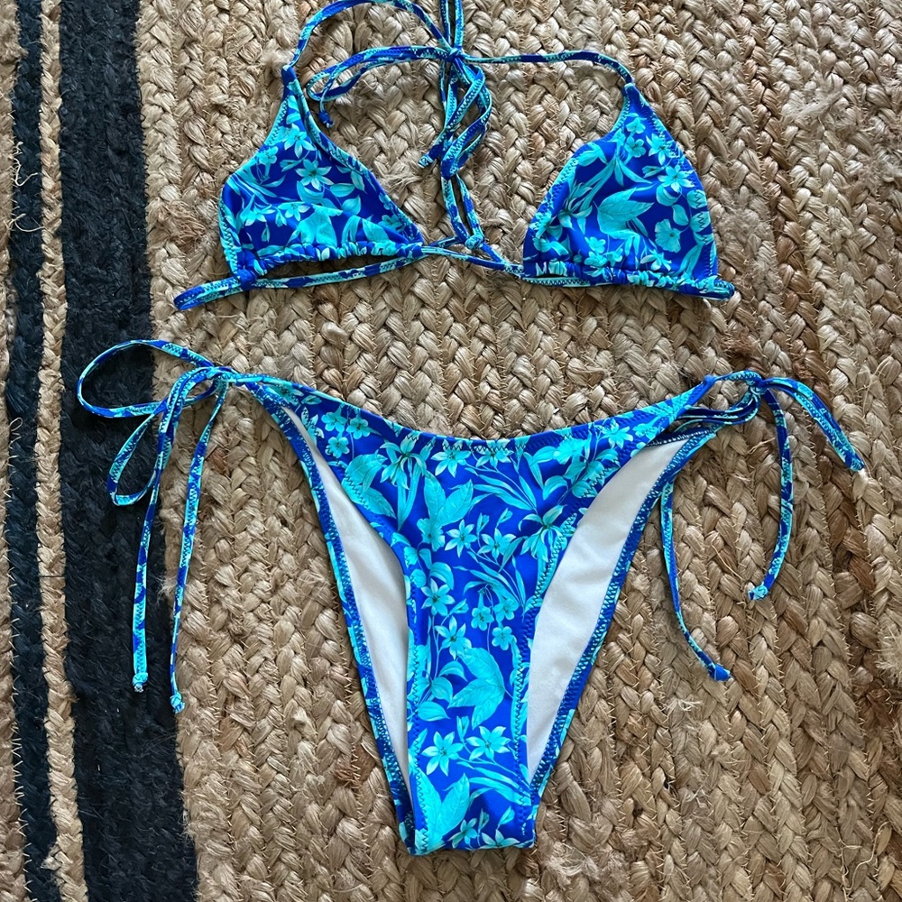 Bright Swimwear Blue Bikini Set